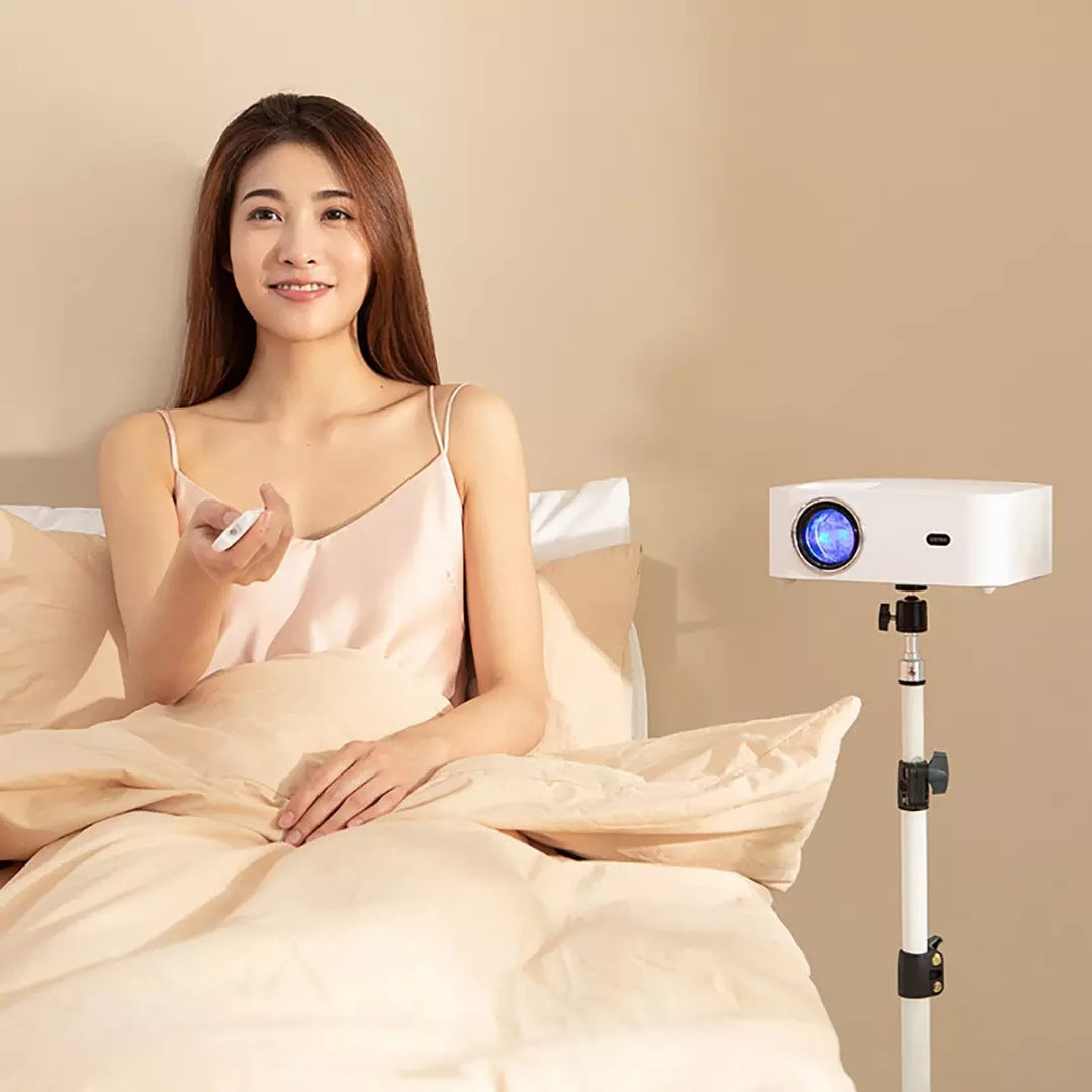 portable 4K smart projector Wireless projector with large screen display